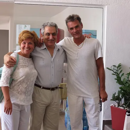شقة Palm Sea Beach Holiday Suites And *