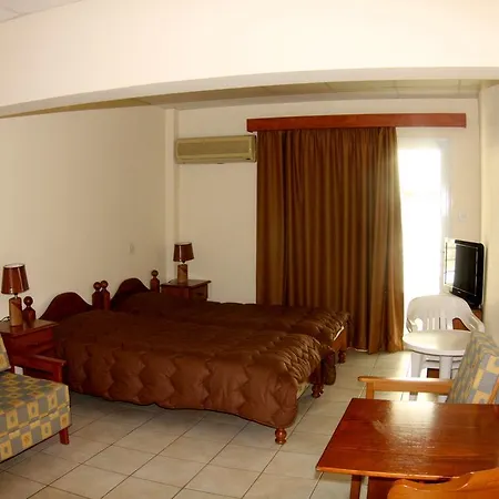 شقة Palm Sea Beach Holiday Suites And