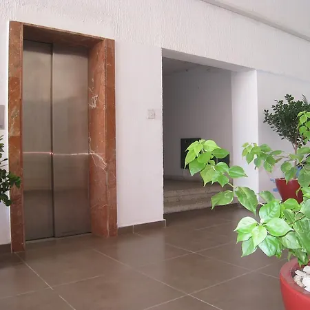 Palm Sea Beach Holiday Suites And